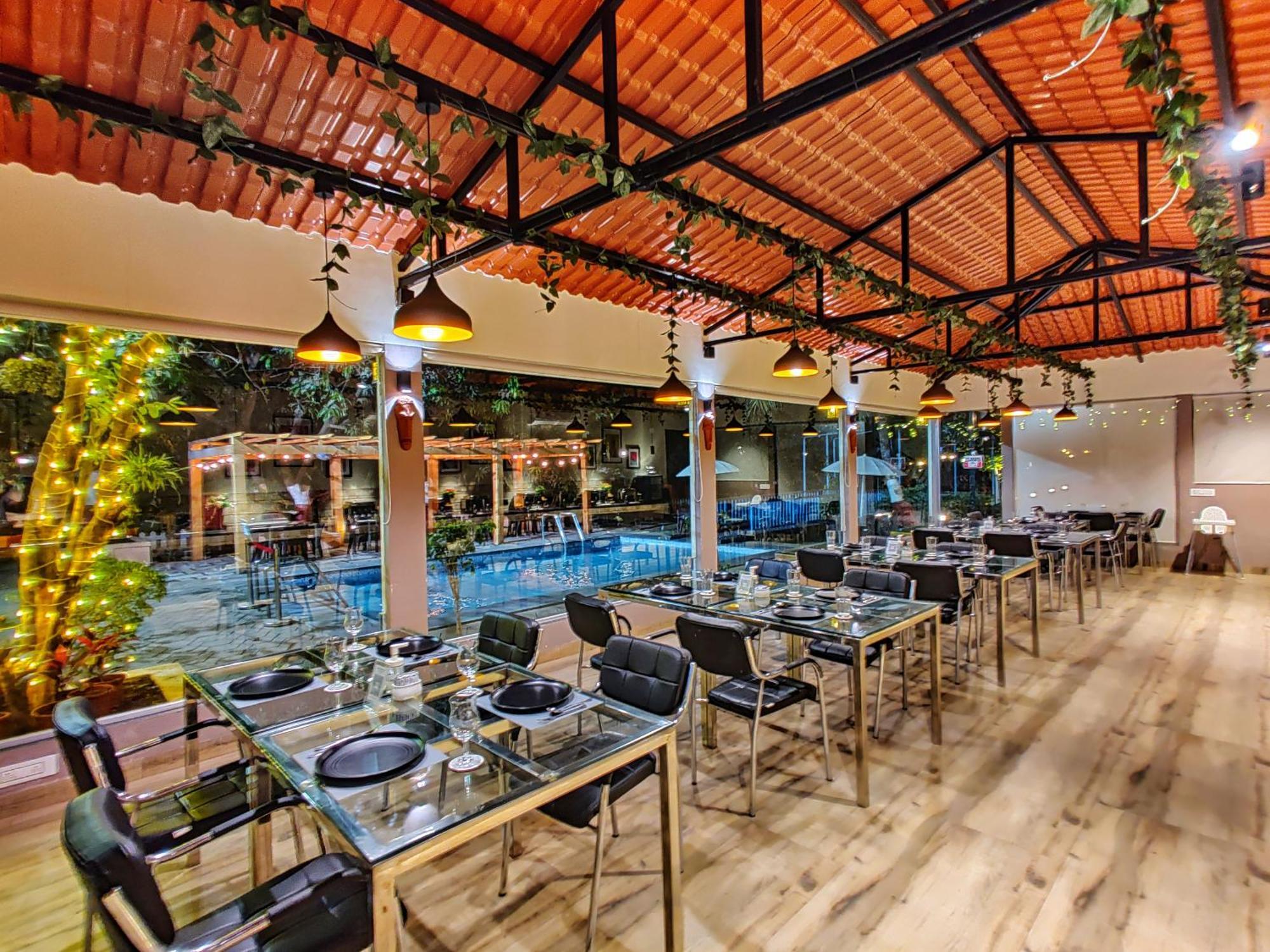 Pushp Vatika Resort & Lawns Нави Мумбай Екстериор снимка