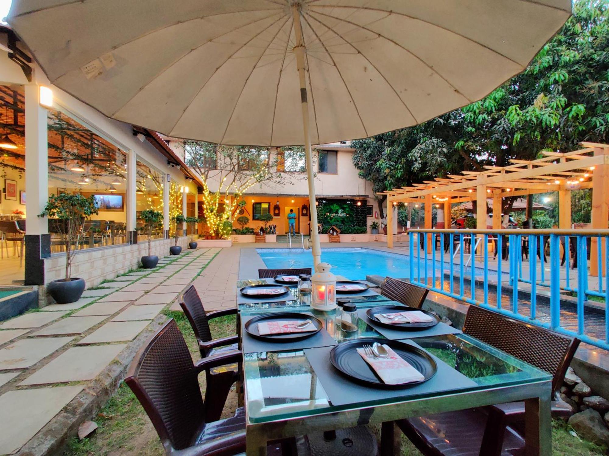 Pushp Vatika Resort & Lawns Нави Мумбай Екстериор снимка