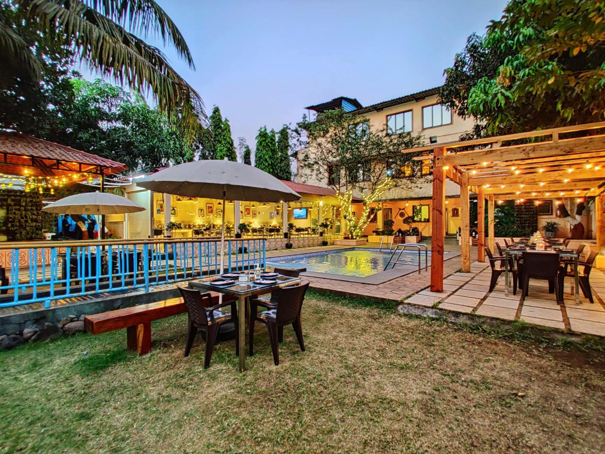 Pushp Vatika Resort & Lawns Нави Мумбай Екстериор снимка